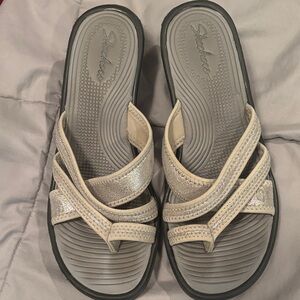 Skechers Women's Glittering Silver and Cream Sandals